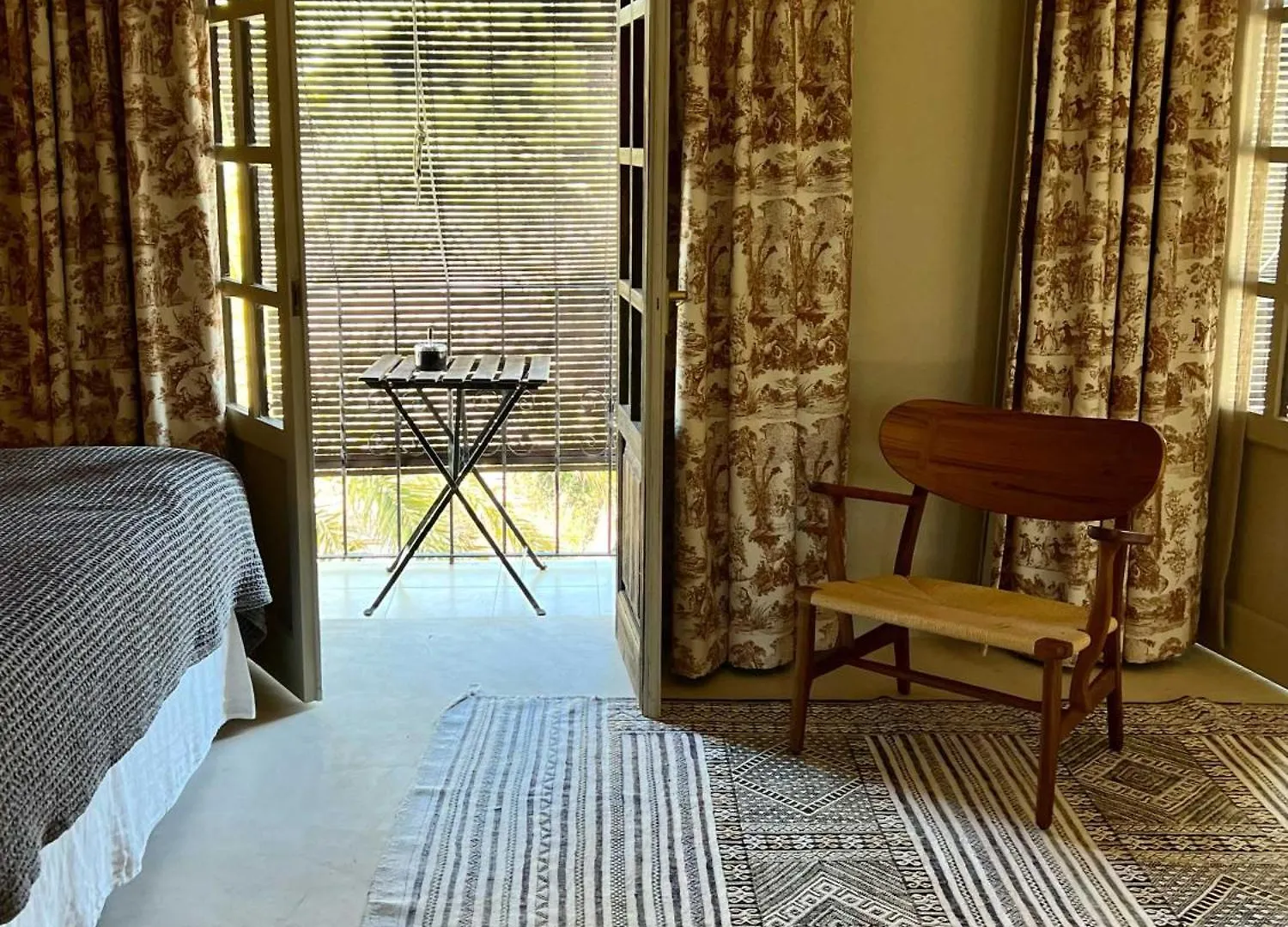 Gare Du Nord Bed & Breakfast Sant Joan De Labritja 0*,